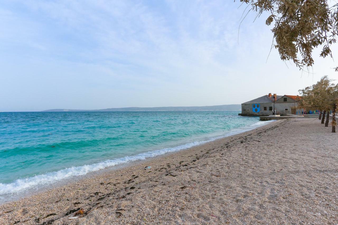 Seafront Apartment In Historical Cippico Castle Kaštela Eksteriør bilde