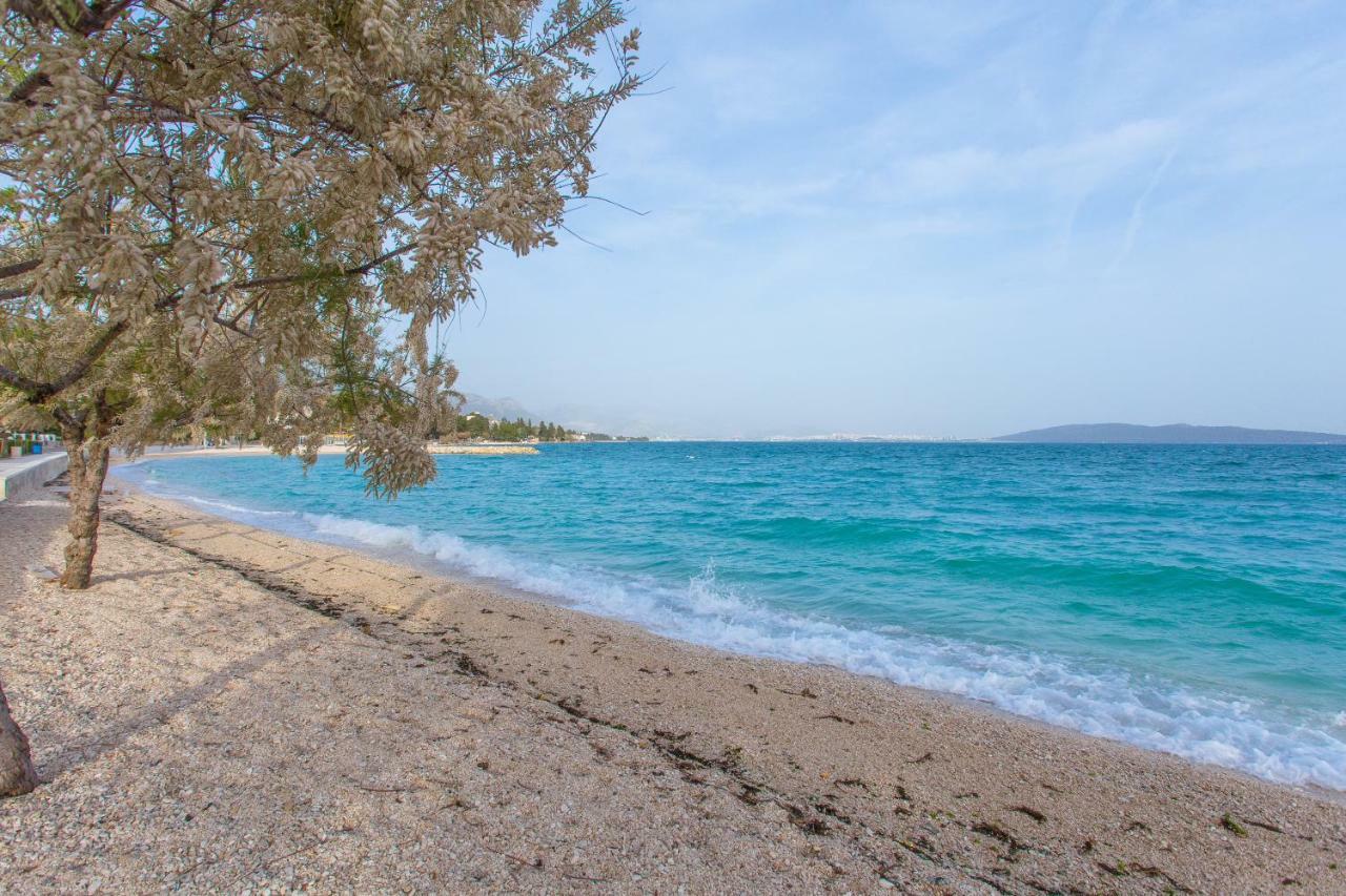 Seafront Apartment In Historical Cippico Castle Kaštela Eksteriør bilde